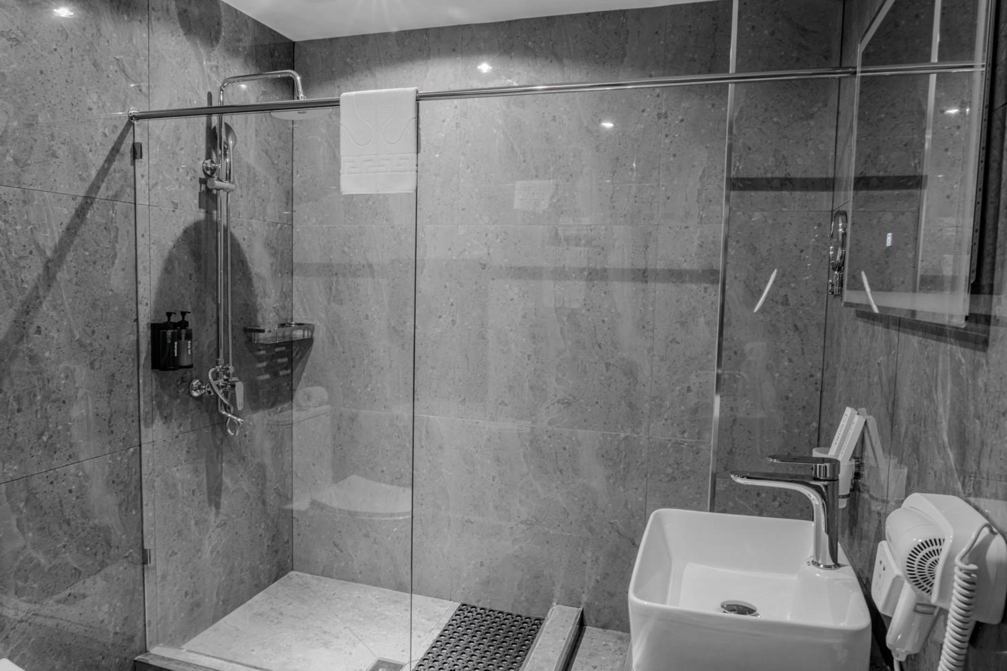 Husma Hotel & Spa Ташкент Екстериор снимка